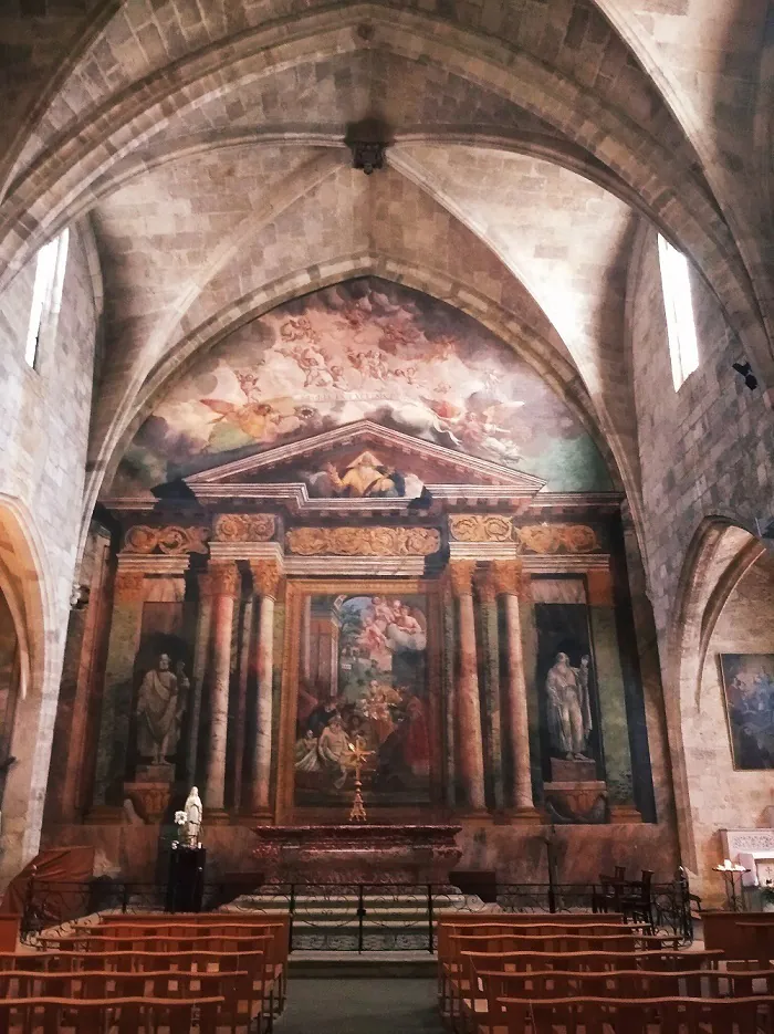 Explorez la chapelle des Pénitents Bleus à Béziers Chapelle des Pénitents Bleus Béziers