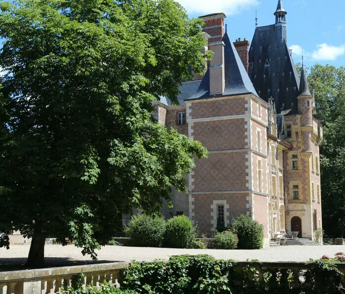 Visites guidées du château d'Avrilly Château d'Avrilly Trévol