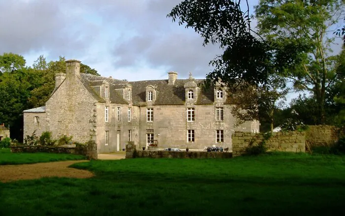 Visite libre ou guidée au Château de Kermenguy Château de Kermenguy Cléder