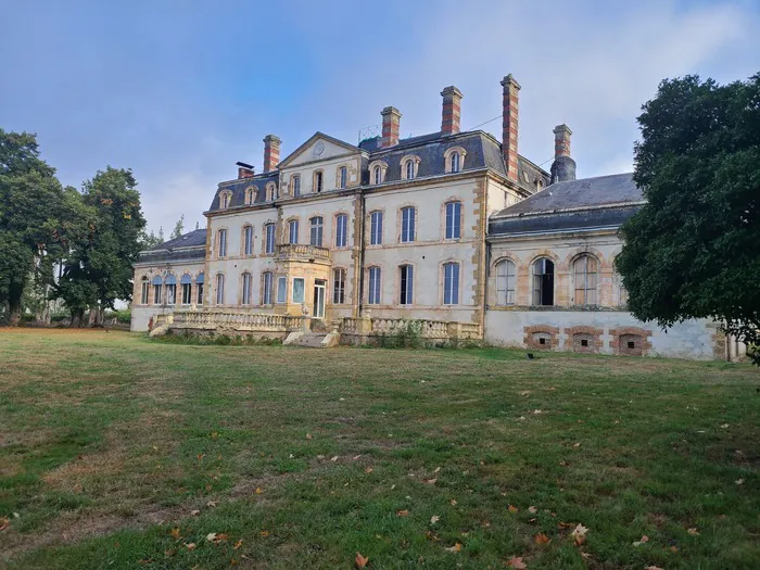 Visite commentée du château de La Vignau Château de Le Vignau Le Vignau