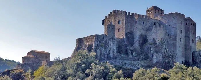 Château de Ventadour Château de Ventadour - Ardèche Meyras