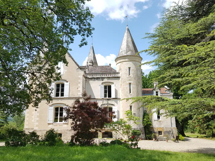 Visite du château du Plantey Château du Plantey Veyries