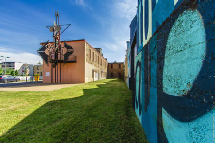 Levez les yeux : transformation d'une cité industrielle patrimoniale Cité Danzas - Cité des métiers d’art et rares Saint-Louis