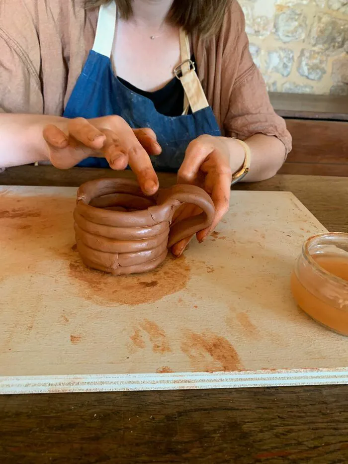 Atelier poterie au colombin : "À la table des Templiers" Commanderie Templière Bar-sur-Seine