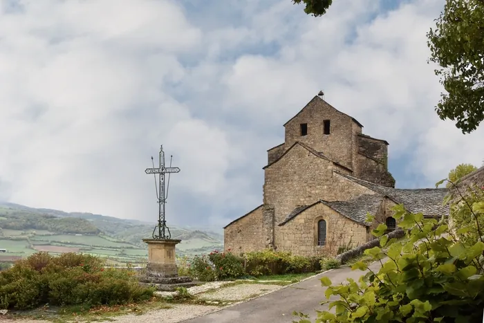 Découvrez l'église de Saint-Grégoire Église de Saint-Grégoire Sévérac d'Aveyron