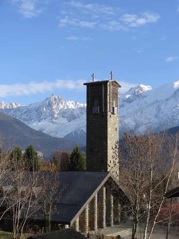 Visite de l'église Notre-Dame-de-Toute-Grâce Église Notre-Dame-de-Toute-Grâce Passy