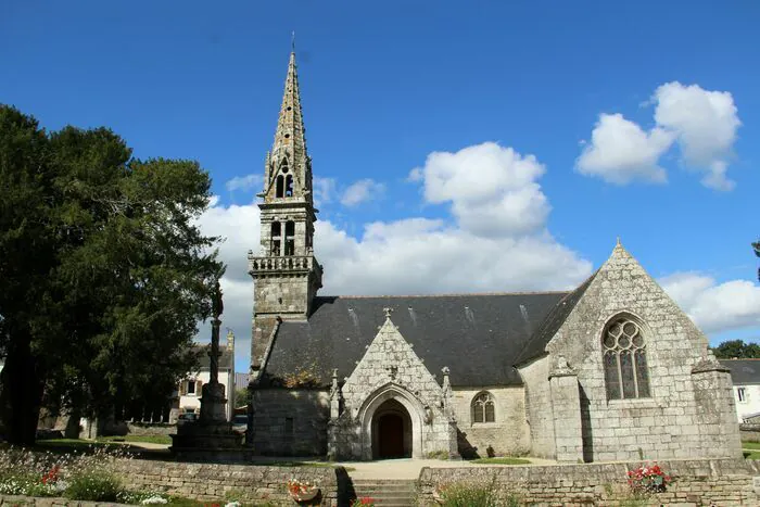 Visite de l'église Notre-Dame de Saint-Yvi Eglise Notre Dame - Saint-Yvi Saint-Yvi