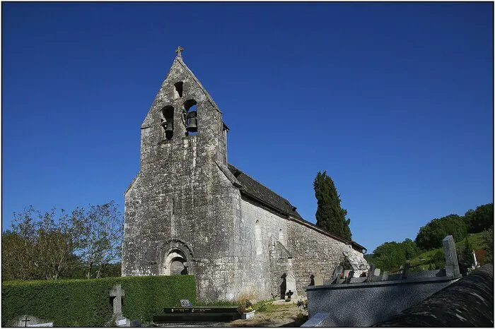 Poussez les portes de l'église Saint-Georges de Meyraguet à Lacave Église Saint-Georges de Meyraguet Lacave