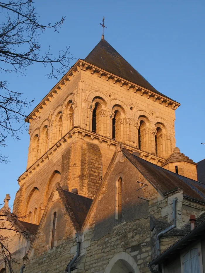 Venez visiter une ancienne abbaye vieille de plus d'un millénaire ! Église Saint-Laon Thouars