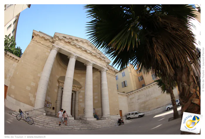 Eglise Saint-Louis Eglise Saint-Louis Toulon