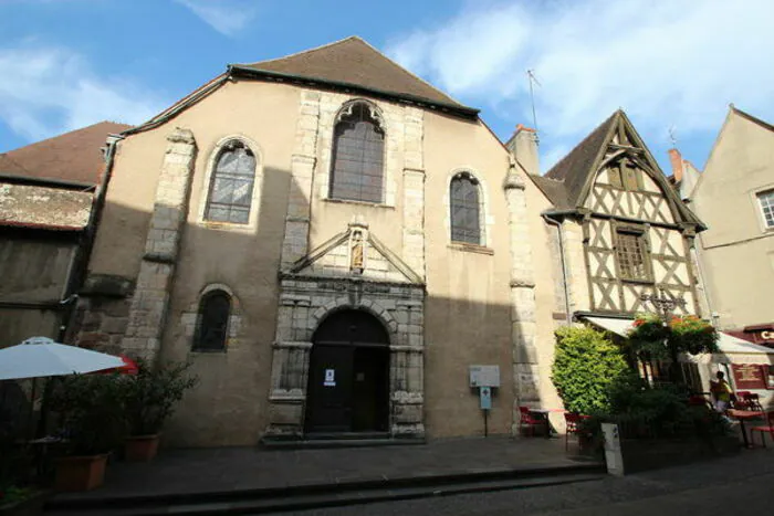 Visite de l'église Saint-Pierre Église Saint-Pierre Montluçon