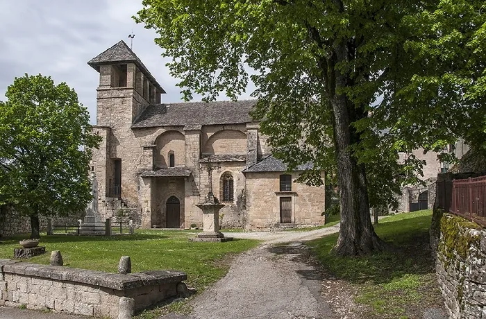 Visite libre de l'église Saint-Vincent Église Saint-Vincent Palmas d'Aveyron