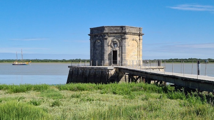 Visite de la Fontaine Royale de Lupin ! Fontaine Royale de Lupin Saint-Nazaire-sur-Charente