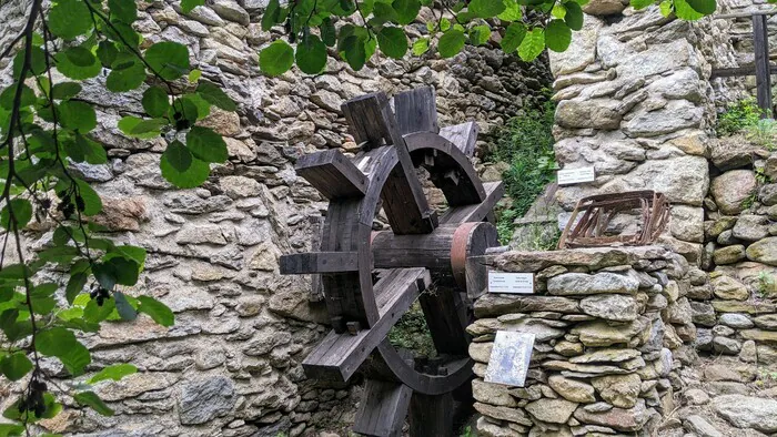 Visite de la forge catalane du XVIIIe siècle Forge catalane Le Martinet Sorède