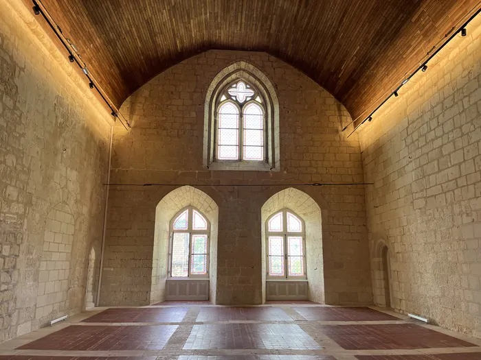 Visite guidée de la forteresse de Berrye datée du XIIe siècle et de ses expositions Forteresse de Berrye Berrie