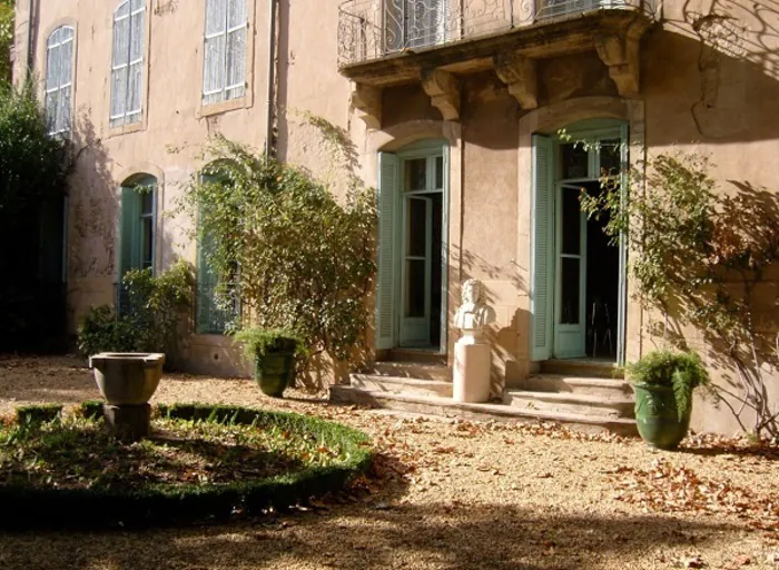 Partez à la découverte de l'hôtel Bergé Hôtel Bergé Béziers