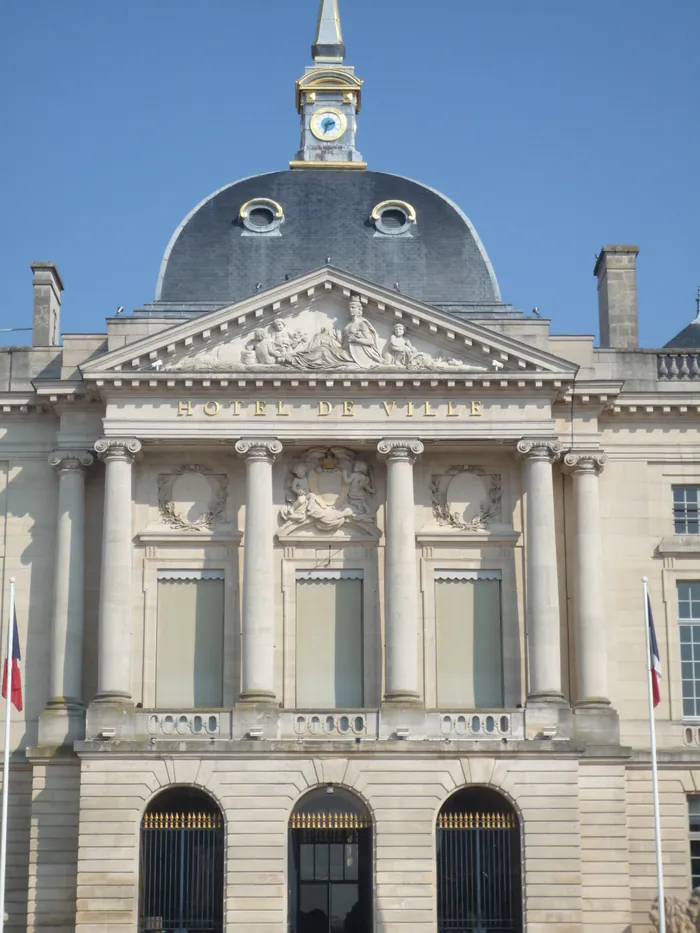 Visite libre d'un hôtel de ville Hôtel de Ville Châlons-en-Champagne