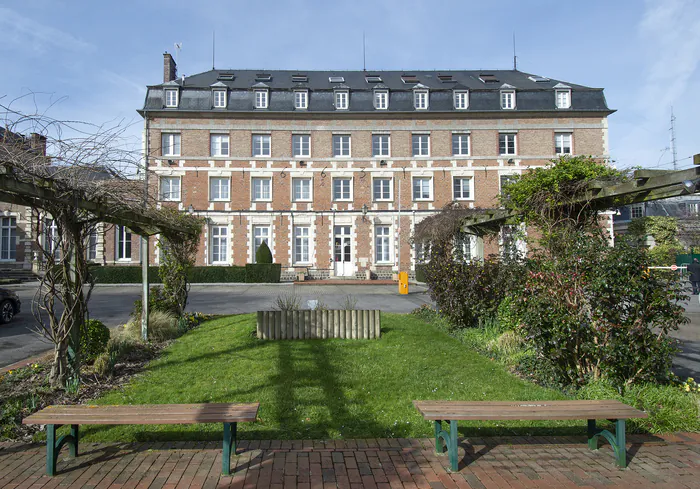 Visite de l'Hôtel des Feuillants Hôtel des Feuillants Amiens