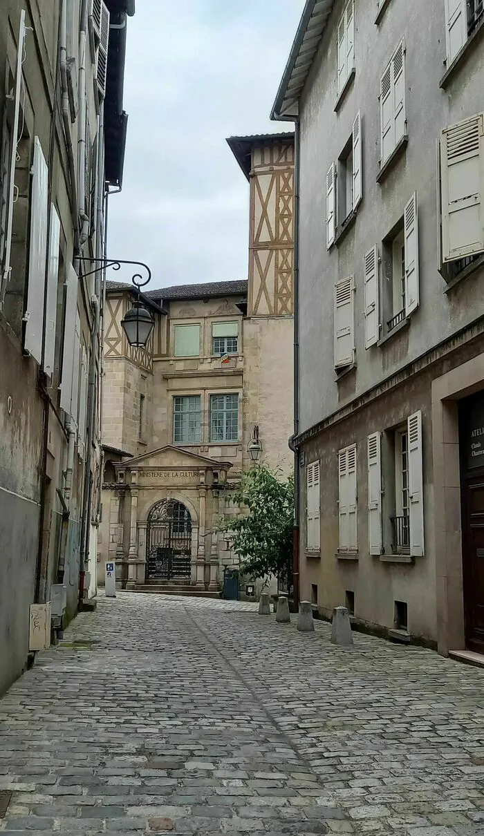 L'Hôtel Maledent de Feytiat vous ouvre ses portes ! Hôtel Maledent de Feytiat (DRAC Nouvelle-Aquitaine - Site de Limoges) Limoges