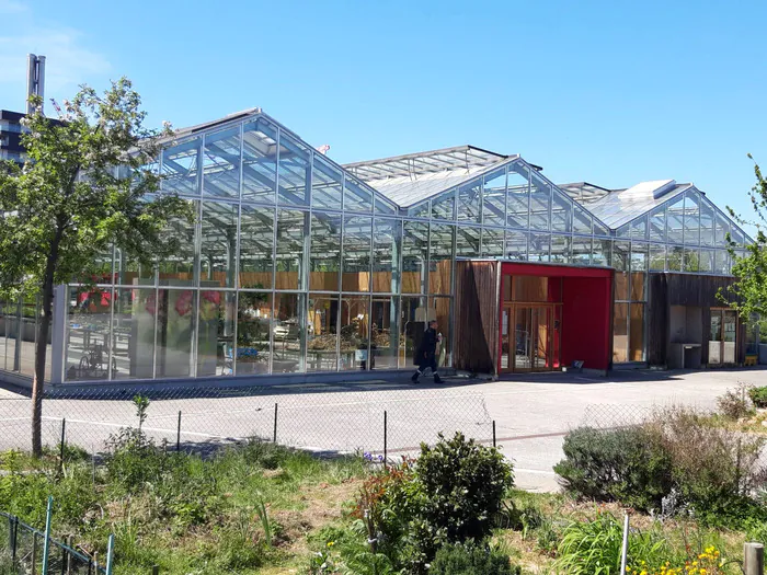 Visite de la serre Wangari La Serre Wangari Saint-Ouen-sur-Seine