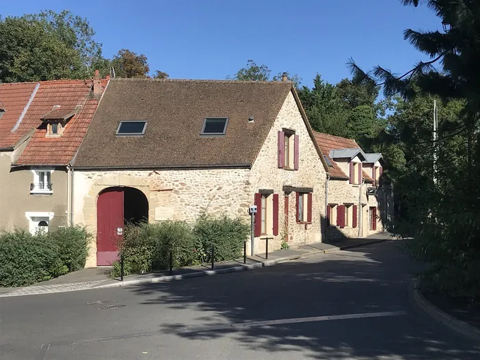 Visite guidée de la chaumière du Poète Paul Coban et Atelier créatif poésie. L'Atelier Coban Limeil-Brévannes