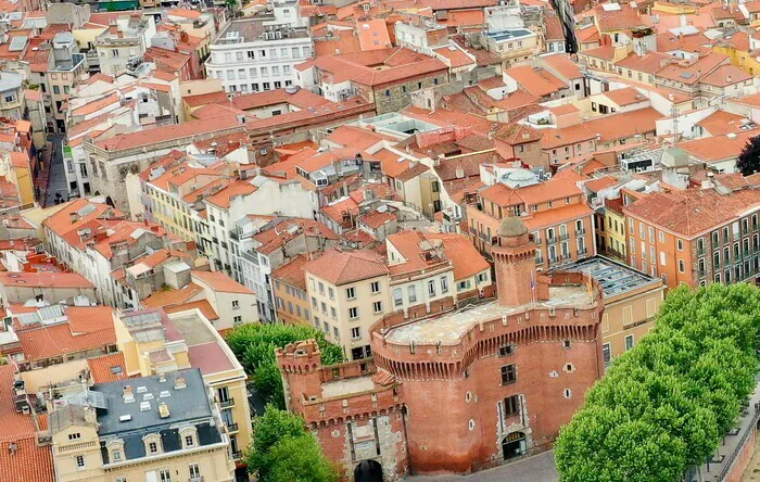 Itinérance guidée : « Au cœur de Perpignan » Le Castillet