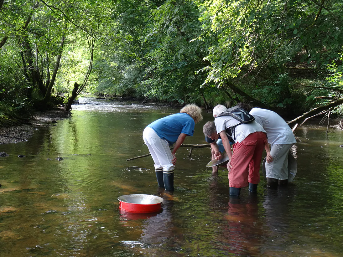 Journées Européennes du Patrimoine au Pays de Saint-Yrieix 2024 Initiation à l’orpaillage en rivière