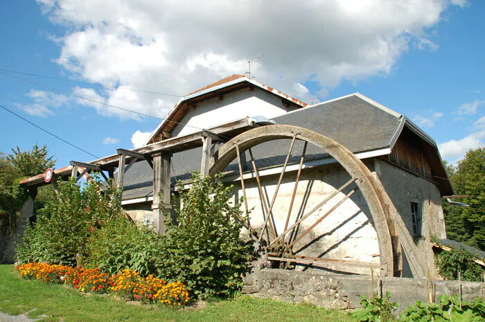 Moulin du Châtelet Le moulin du Châtelet Cornier