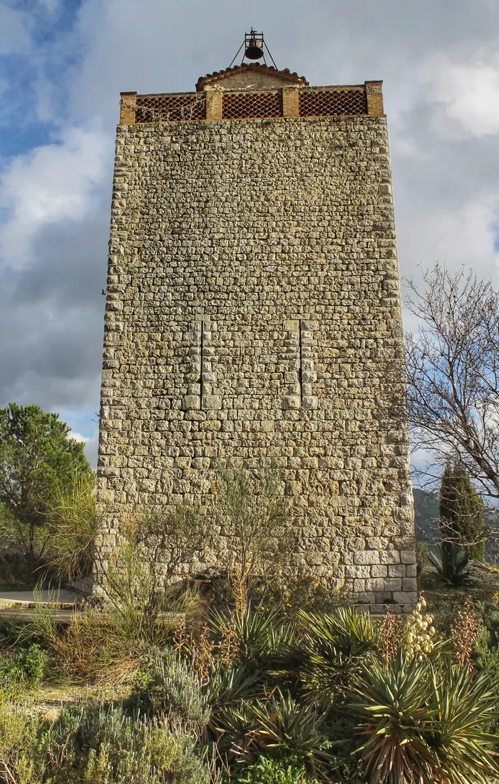 L'histoire du Revest-les-Eaux vue d'en haut Le Revest Le Revest-les-Eaux