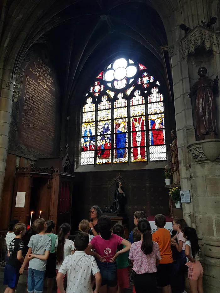 Opération « Levez les yeux ! » - Visite de l'exposition "les Ponts du Pays d'art et d'histoire - Relier les rives" Maison de la Rivière Allier Moulins