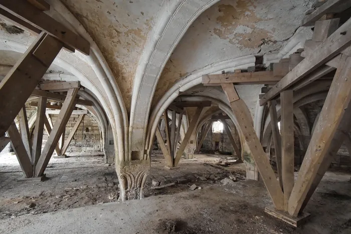 Participez à une randonnée - conférence historique Maison-Dieu de Mormant Leffonds