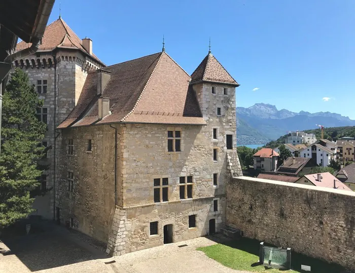 Découverte du Musée-Château d'Annecy Musée-château d'Annecy Annecy