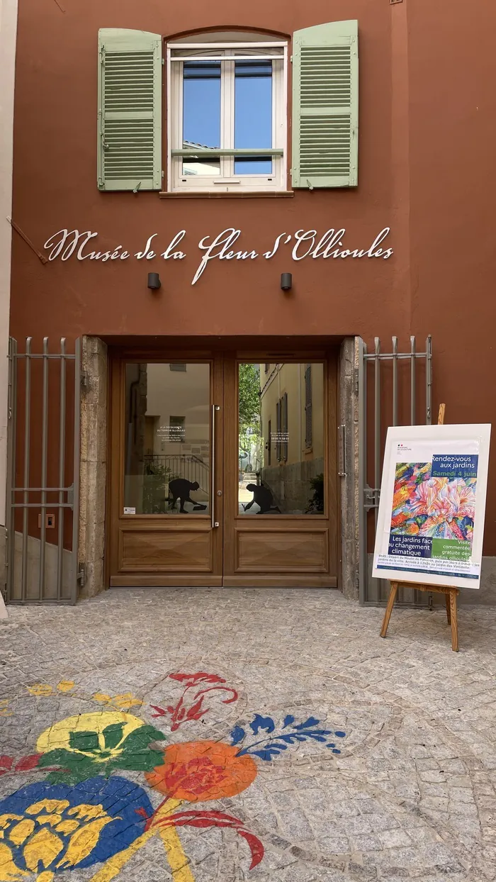 Visite guidée du Musée de la fleur d’Ollioules et goûter dans le jardin des Heures musée de la fleur Ollioules