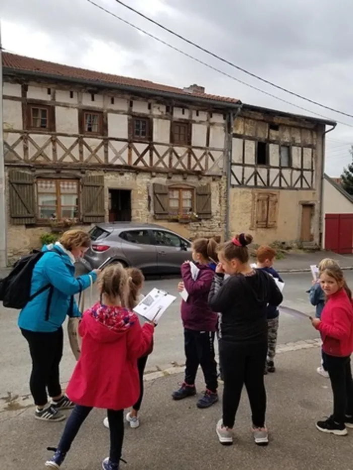 Levez les yeux! Découvrez les collections permanentes d'un musée consacré au plus grand peintre lorrain du XVIIe siècle Musée départemental Georges de la Tour Vic-sur-Seille