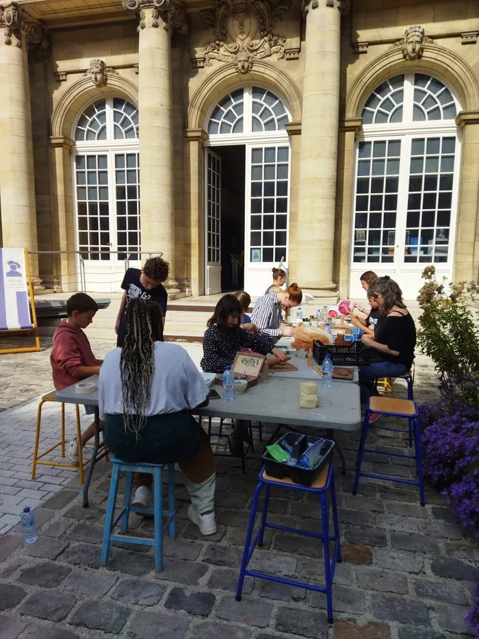 l'école d'arts s'invite dans le jardin du musée des beaux-Arts Musée des beaux-arts Antoine Lécuyer Saint-Quentin