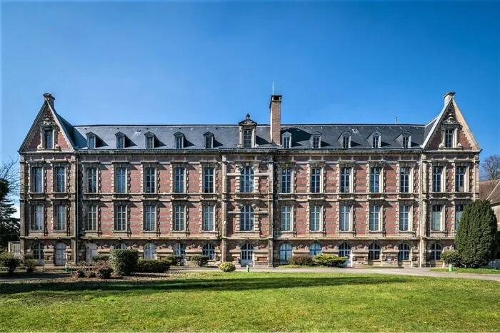 Parcours théâtralisé du musée du Trésor de l'Hôtel-Dieu Musée du Trésor de l'Hôtel-Dieu Château-Thierry