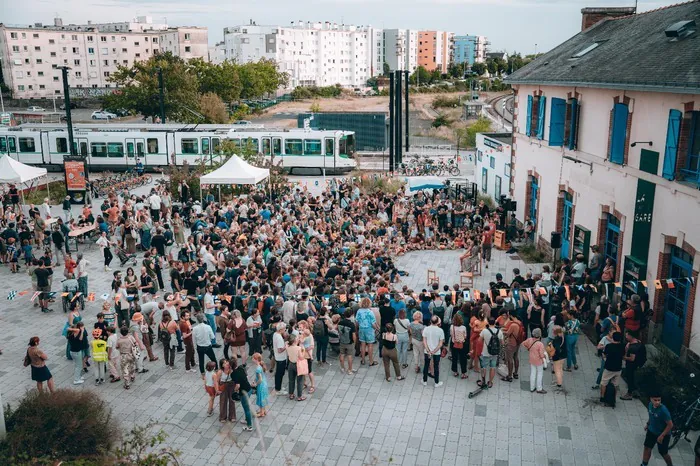 La Petite Gare en fête ! Parvis de la Gare de Pont-Rousseau Rezé