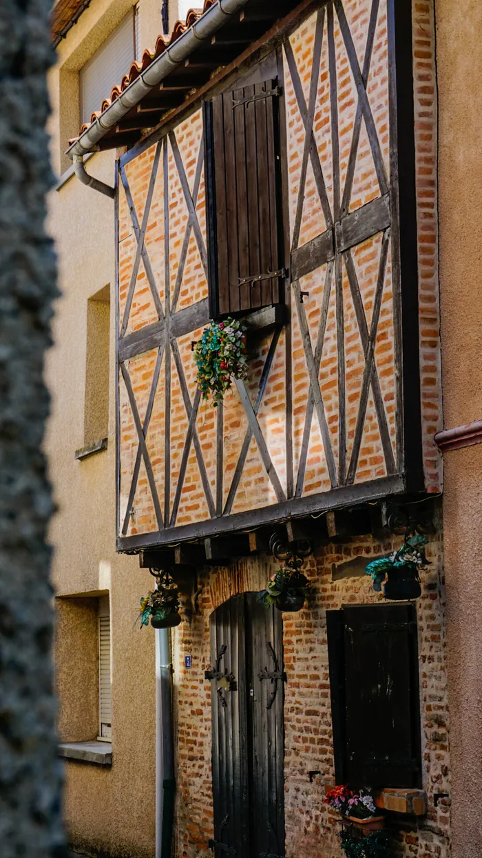 Connaissez-vous Miremont ? Place Occitane Miremont