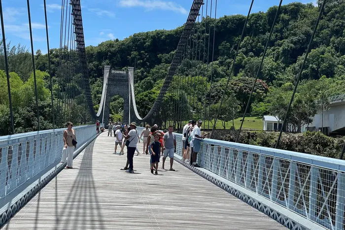 Pont de la Rivière de l'Est - Un patrimoine rénové Pont de la Rivière de l'Est Sainte-Rose