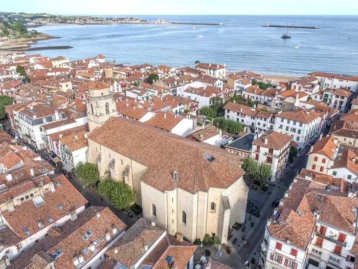 Rencontre d'auteur avec Jacques Ospital : « Saint-Jean-de-Luz de A à Z » Promenade Jacques Thibaud Saint-Jean-de-Luz