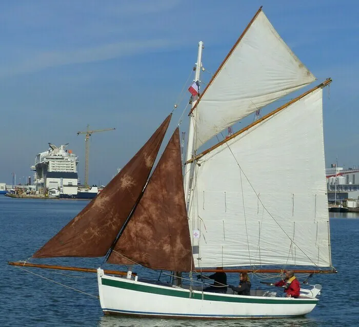 À bord du Va pas trop vite et du Ti Mama Quai du commerce Saint-Nazaire