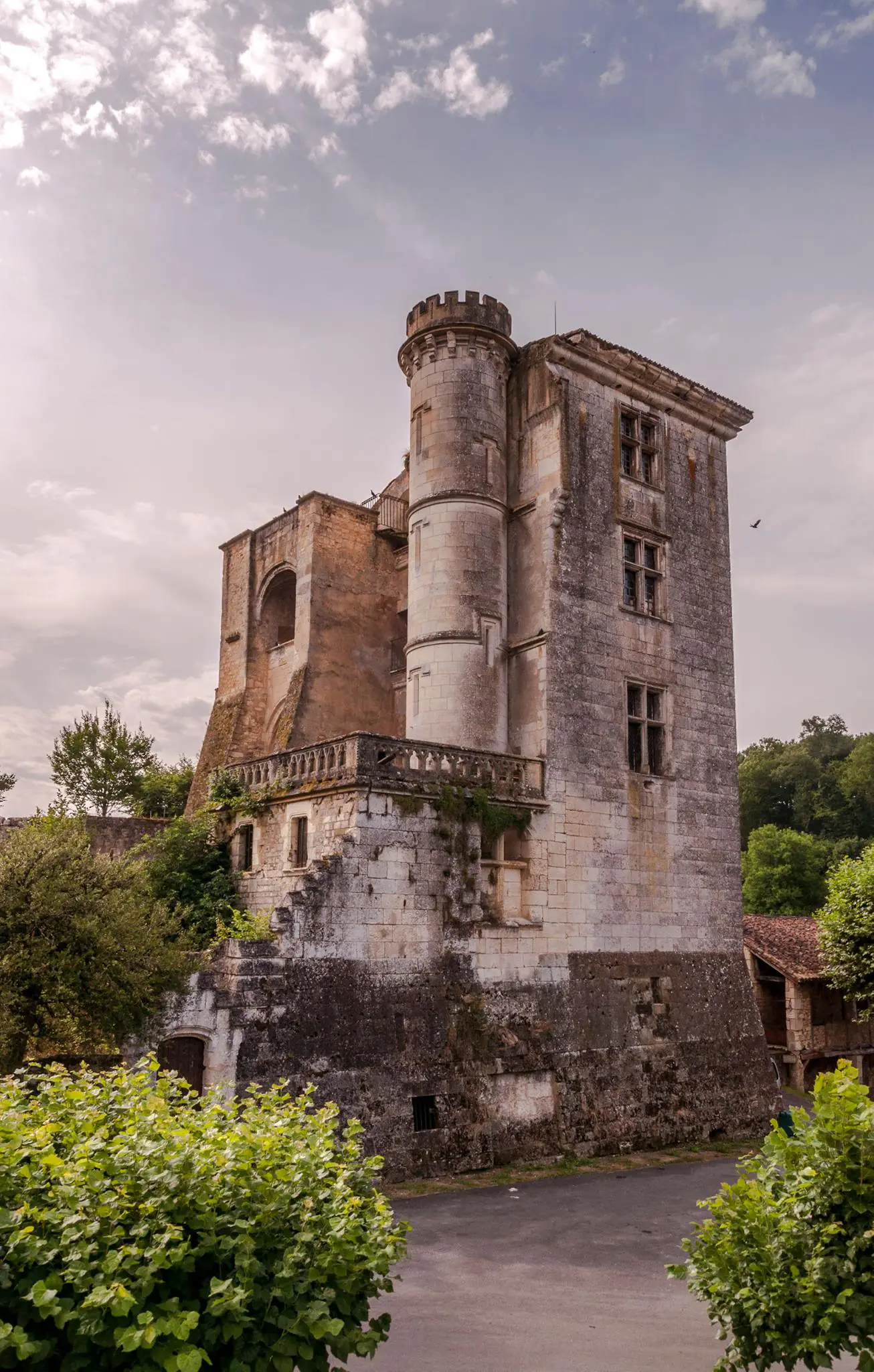 Visite guidée St Georges de Montclard Une histoire de charmes