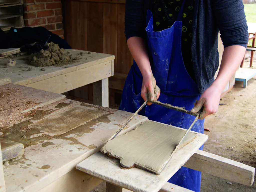 Journées Européennes du Patrimoine Visite des anciennes tuileries et atelier "Personnalise ta tuile !"