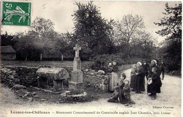 Du dolmen Loubressac à John Chandos Salles des fêtes de Mazerolles Mazerolles