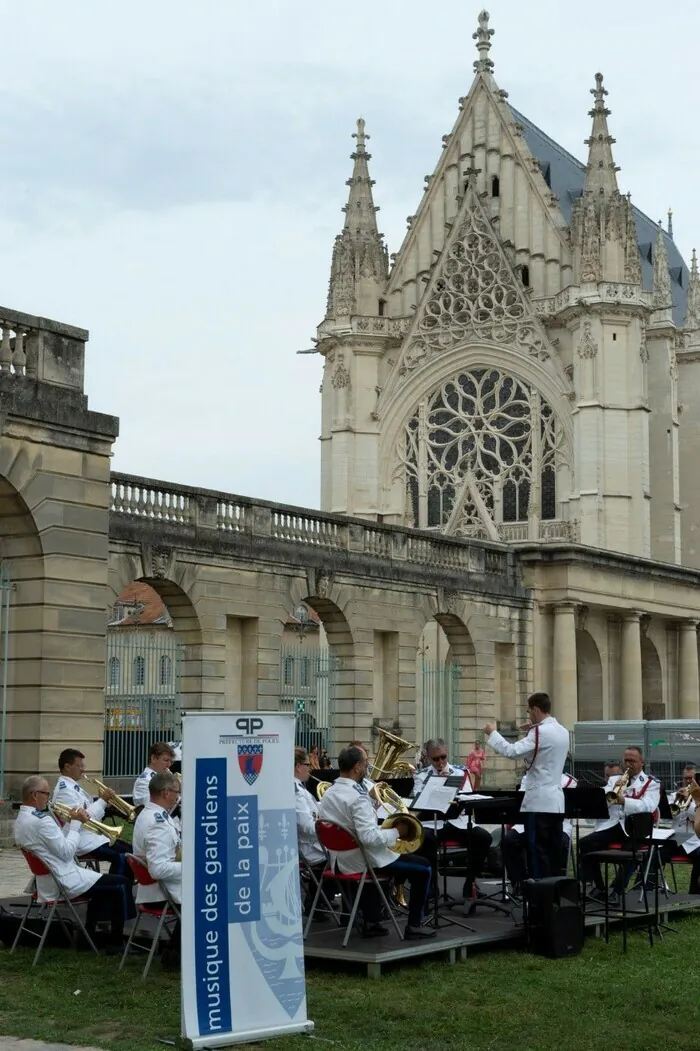 Concert de la musique des Gardiens de la Paix Service historique de la Défense Vincennes