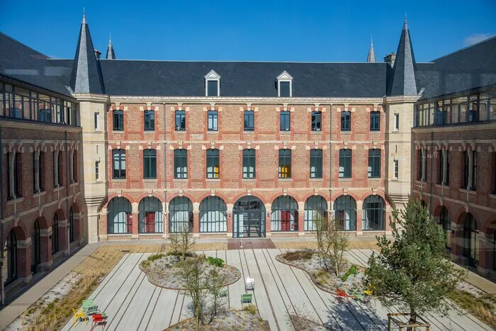 Visites architecturales Site Simone Veil - ex-IUFM Amiens