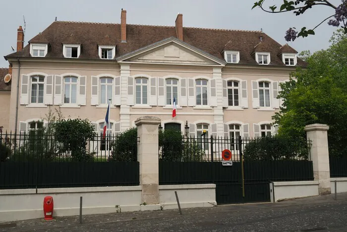 Visite de la Sous-Préfecture Sous Préfecture de Montluçon Montluçon