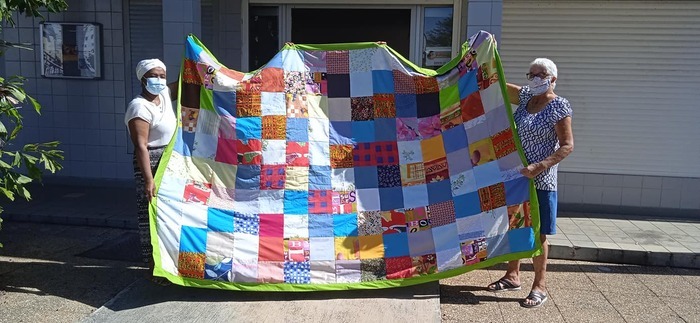 Initiation à la fabrication du tapis mendiant Tikatsou Saint-Denis