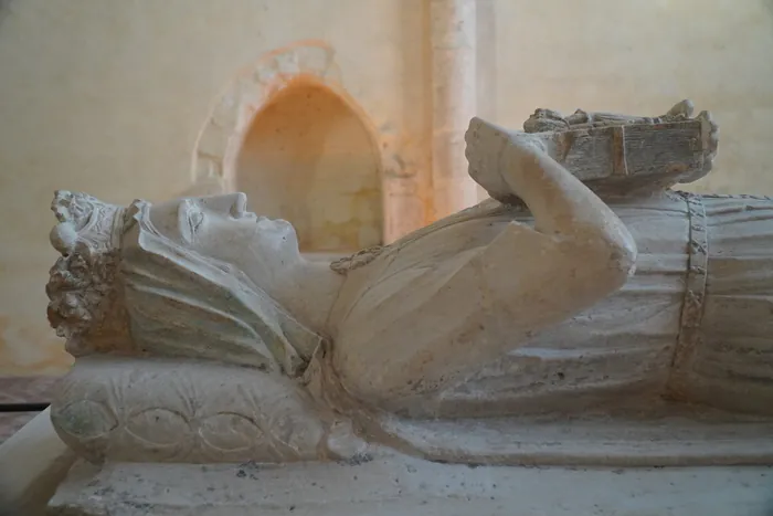 Visite flash : Berengère de Navarre et son gisant Abbaye Royale de l'Epau Yvré l'Evêque