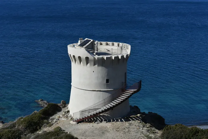 Visite guidée à la tour d'Albu Albu Ogliastro